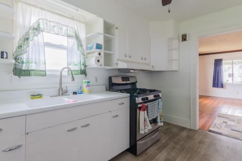 520 Somerset Ave, Mishawaka IN 46544-4568 exterior