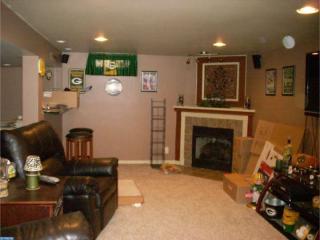 14 Benson Ln, Trenton NJ  08610-2309 exterior