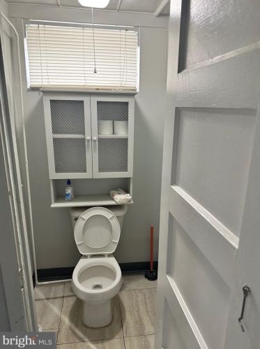 1075 Allengrove St, Philadelphia PA  19124-2944 exterior