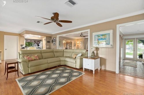 1460 Sunshine, Fort Pierce FL 34952-6009 exterior