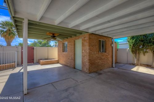 6840 Baker St, Tucson AZ  85710-2229 exterior