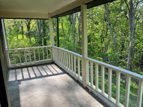 10031 Grandview Ave, Pittsburgh PA 15237-2253 exterior