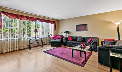 2238 75th Ct, Chicago, IL 60707-3013