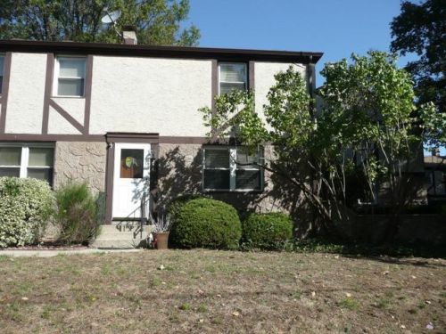 256 Newman St, Metuchen NJ  08840-2644 exterior