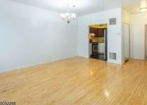 78 Blackwell St, Dover NJ 07801-4075 exterior