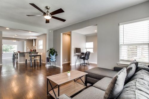 2530 Burlington Blvd, Dallas, TX 75211-5367