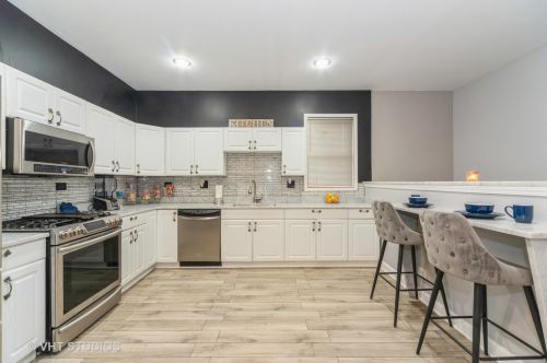 1612 20 Ave, Broadview IL 60153-2945 exterior