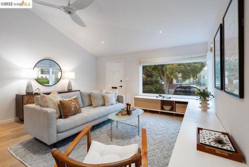 1256 Carrison St, Berkeley CA 94702-2410 exterior