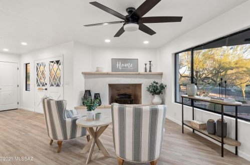 6611 Swan Rd, Tucson AZ 85718-5433 exterior