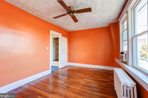 2826 6 St, Washington DC 20003-1135 exterior