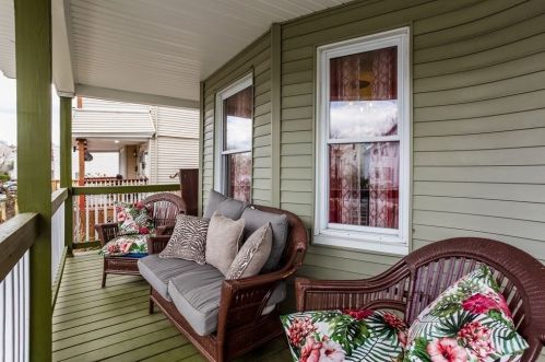 130 Malden St, Springfield MA  01108-1310 exterior