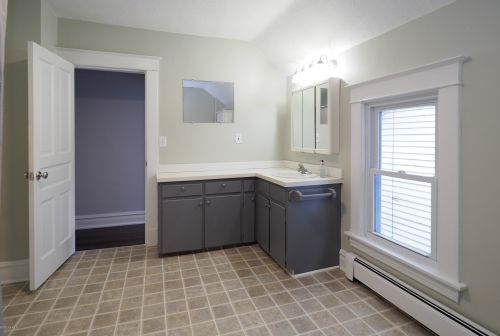 1820 Oakland Dr, Kalamazoo MI 49008-1805 exterior