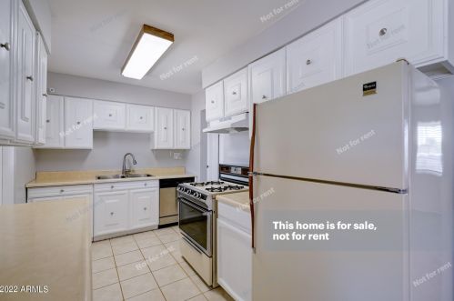 8237 8th Pl, Phoenix AZ  85020-3445 exterior