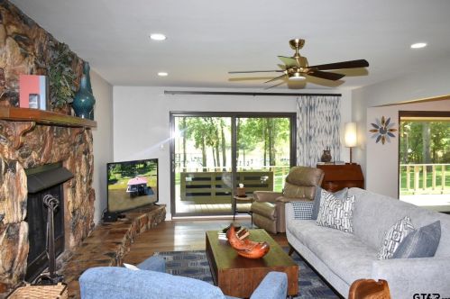 605 Private Road 5881, Yantis TX 75497-6346 exterior