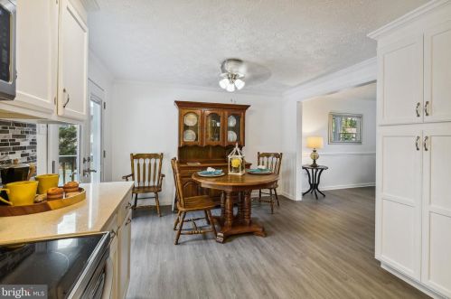 131 Archwood Ave, Glen Burnie MD 21061-1903 exterior