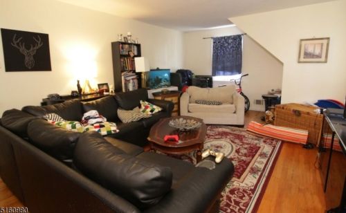 55 8 St, Paterson NJ 07506-3609 exterior