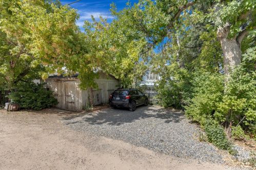 882 University Ave, Boulder CO 80302-6131 exterior