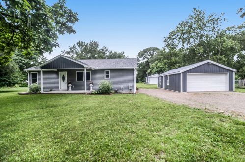 7271 Gleason St, Kalamazoo, MI 49048-9524