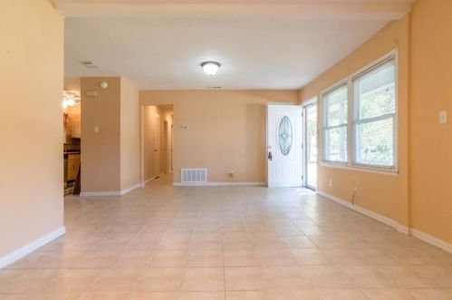 2515 Greenhurst Dr, Dallas TX  75234-4778 exterior