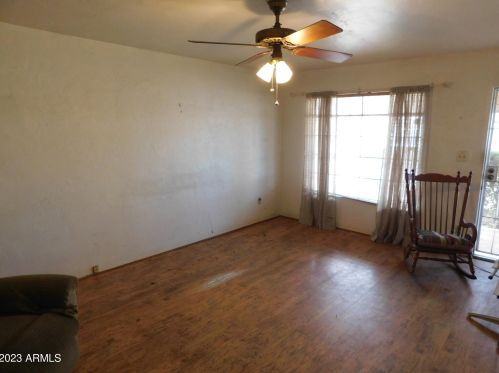 6115 19th Ave, Phoenix, AZ 85015-2108