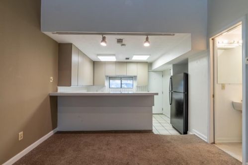 1152 Lynmoor Dr, Atlanta GA 30319-4126 exterior