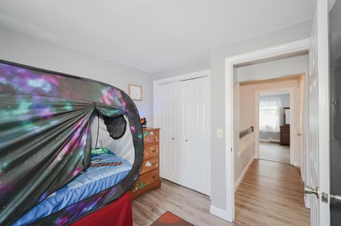 23 Vinton Dr, Concord NH  03303-1582 exterior