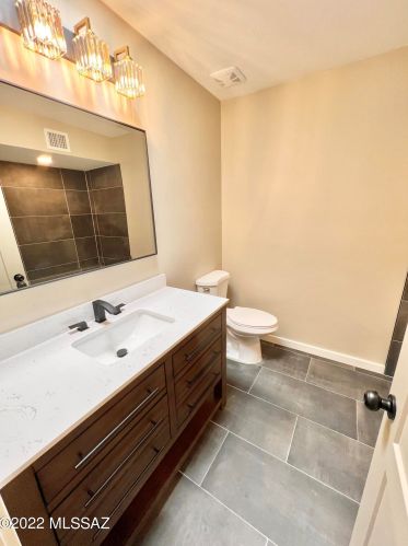 10580 Calle Del Este, Tucson AZ  85748-6841 exterior