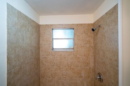 2410 Summit St, Fort Pierce FL  34984-5067 exterior