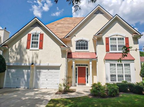 7508 Cole Ln, Atlanta, GA 30349-1062