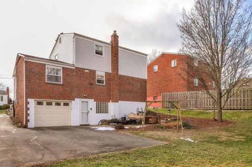 405 Mower Dr, Pittsburgh PA 15239-1710 exterior