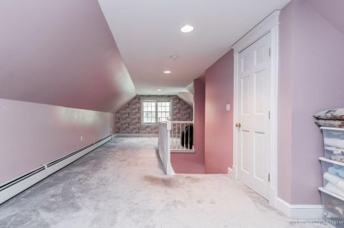 104 Roaring Brook Rd, Portland ME 04103-3777 exterior