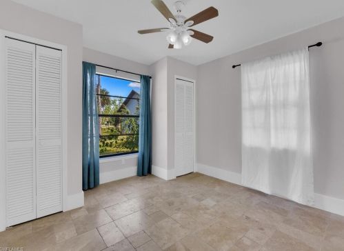 5840 Copper Leaf Ln, Naples FL 34116-6716 exterior