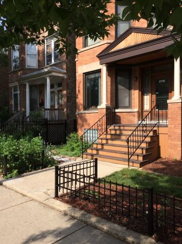 2732 Central Park Ave, Chicago, IL 60647-1124