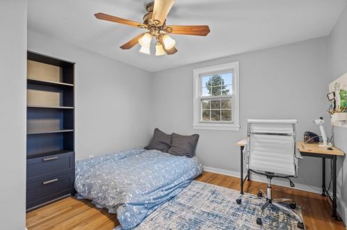 250 Chapel Ridge Rd, Pittsburgh PA  15238-1832 exterior