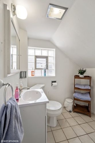 4152 Pioneer Ave, Chicago IL  60634-1030 exterior