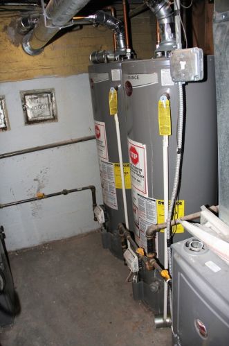 8733 Harper Ave, Chicago IL 60619-4606 exterior