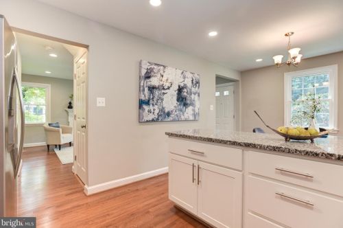 417 Penwood Rd, Silver Spring MD  20901-2718 exterior