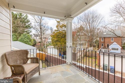 5536 30 Pl, Washington DC 20015-1209 exterior