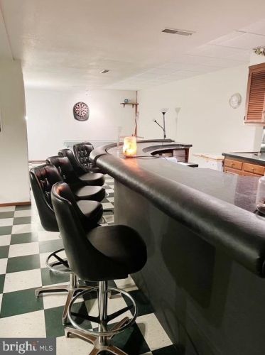 1011 Lehn Dr, Lancaster PA 17601-4884 exterior