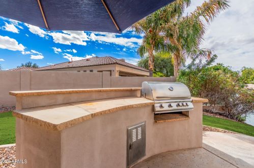 1642 Lynx Way, Chandler AZ 85249-3011 exterior