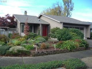 1962 Finch Ln, Eugene, OR 97401-5068