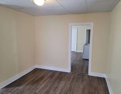 12 Elizabeth St, Worcester MA 01605-2951 exterior