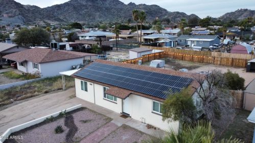 1002 Cinnabar Ave, Phoenix AZ 85020-1878 exterior