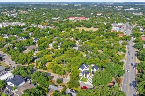 2406 Euclid Ave, Austin TX 78704-5418 exterior