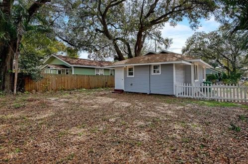 309 Crest Ave, Tampa FL 33614-6709 exterior