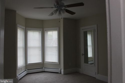 429 Vine St, Pottstown PA  19464-6531 exterior