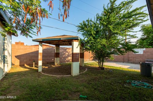 2537 48 Ln, Phoenix AZ 85035-2144 exterior