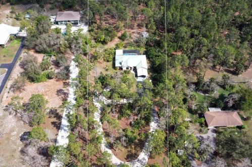 2290 23rd St, Naples, FL 34117-4623