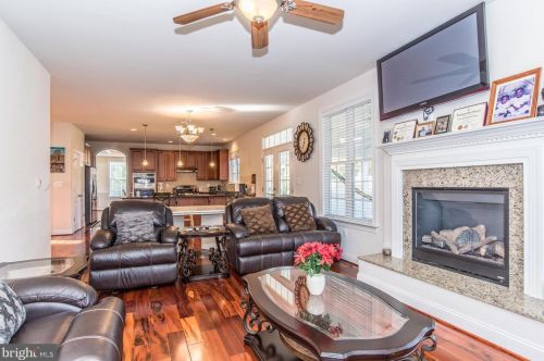 8106 Ashton St, Alexandria VA 22309-1345 exterior