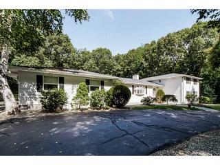 45 Apple House Dr, Cranston, RI 02921-2103